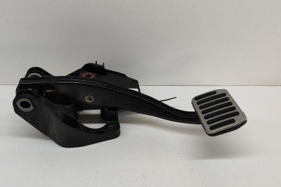 Pedala de fr&amp;acirc;nă TESLA MODEL 3 2019 OEM: 1044691-00-D 23893070 foto
