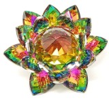 Cumpara ieftin Floare de lotus curcubeu &amp;#8211; inchis din cristal