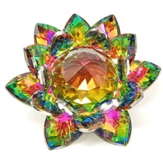 Floare de lotus curcubeu &amp;#8211; inchis din cristal
