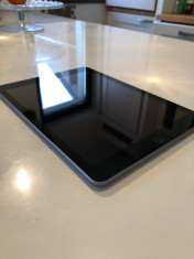 Apple iPad 2018 32GB WiFi aproape nou foto