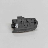 Comutator &icirc;nchidere centralizată MERCEDES-BENZ M W166 2012 OEM: A2049058402 | 31147105