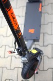 Trotineta electrica adulti KuKirin G2 ULTRA (2026), 2 Motoare, 48v 18ah, Viteza 55 km/h, 1.600w, NEGRU+PORTOCALIU, in stoc