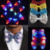 Papion luminos LED RGB, accesoriu party, cu paiete, 3 moduri iluminare, material textil - Rosu, ProCart