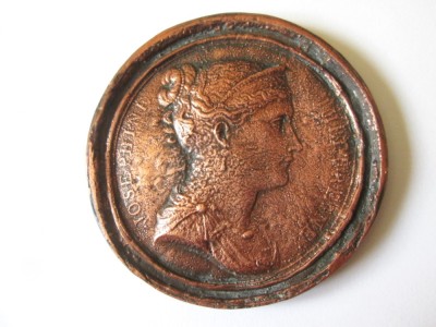 Rară! Medalie unifata Franța:Imparateasa Josephine(sotia lui Napoleon),gravor Andrieu TBE 1804,diametrul=65 mm foto
