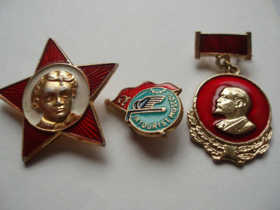 URSS - LOT 2 INSIGNE LENIN + INSIGNA INTOURIST, IM 1.28 foto