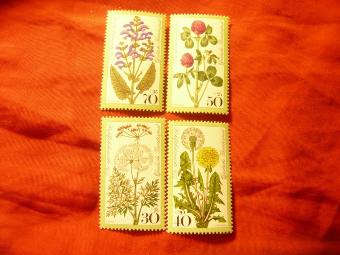 Serie RFG 1977 - FLORA , 4 valori