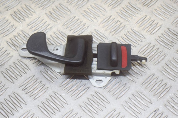 M&acirc;ner de deschidere interior dreapta față DODGE STEALTH 1994 13092792