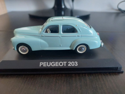 Macheta PEUGEOT 203 vernil 1959 - Atlas, 1/43, noua. foto