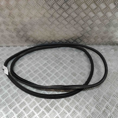 Garnitura ușă dreapta față HONDA CR-V V RW 2021 OEM: 72315-TME-T01 foto