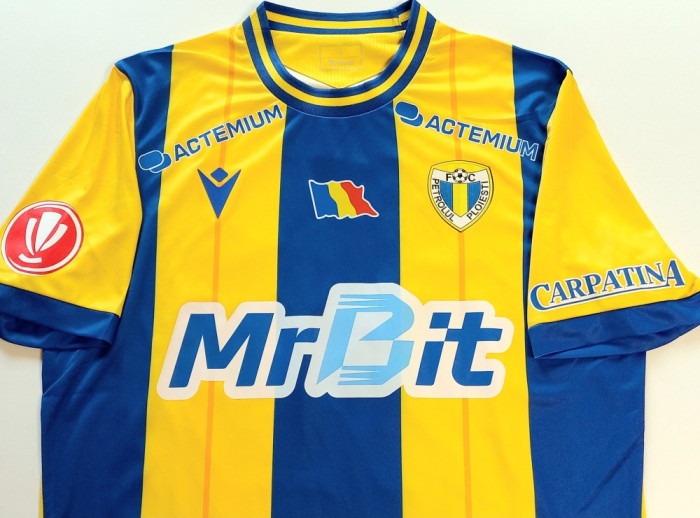 Tricou fotbal de joc - jucatorul nr. 10 Oscar CORREIA Ferreira - FC PETROLUL PLOIESTI