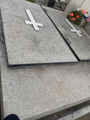 Loc de veci, Craiova, Cimitir Ungureni foto