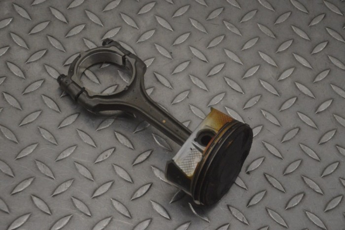 Piston JEEP WRANGLER III JK 2017 23774752