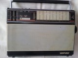 Aparat radio VEF 221