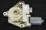 Motor macara geam ușă dreapta față MERCEDES-BENZ C W205 2013 OEM: A2059060113 1940553