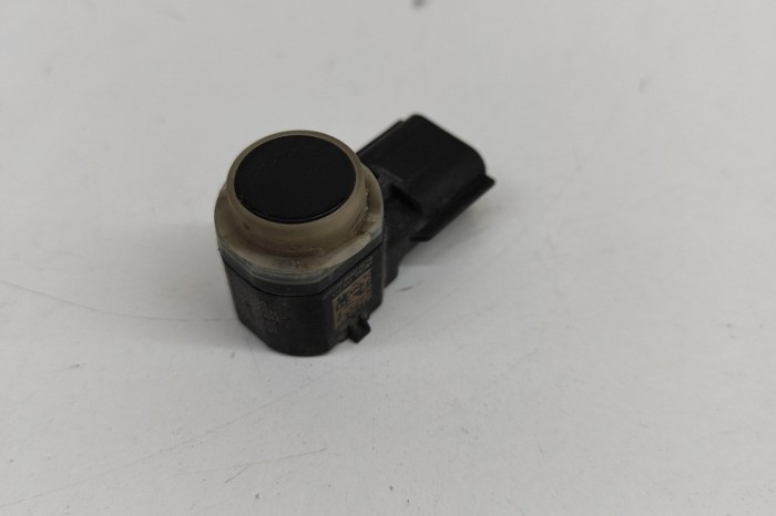 Senzor de parcare față NISSAN LEAF ZE1 2018 OEM: 284383WS0A,28438-3WS0A 30200565
