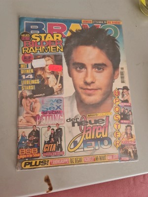 Revista Bravo 1996, in folie foto