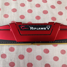 Memorie G.SKILL Ripjaws V 4GB DDR4 2400MHz Desktop.