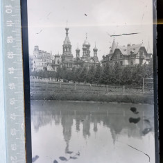 NEGATIV FOTO / FOTOGRAFIE PE STICLA , ANII 1900 BISERICA ..