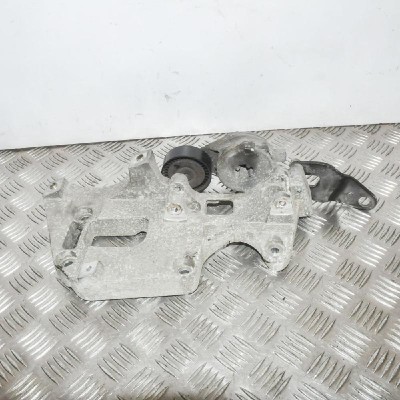 Suport alternator SKODA OCTAVIAII 1Z3 2008 OEM: 06F903143F,06A903315F 2316909 foto