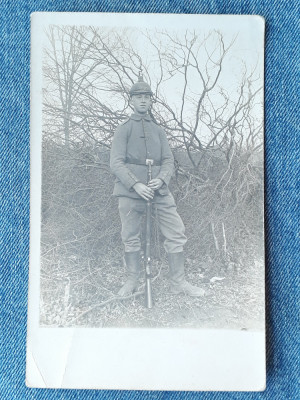 163 - Fotografie veche soldat cu arma WW1 foto