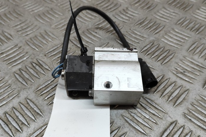 Supapa de expansiune aer condiționat BMW i3 I01 2019 OEM: 9292571 25194317