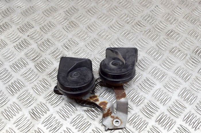 Claxon FORD MONDEO III B5Y 2001 OEM: 1S71-13A803-AB 14946206