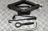 Cric SKODA SUPERB III Estate 3V5 2019 OEM: 3Q0011031A,5Q0011221,4D0012219A,8K0805615A 30380076