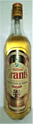 whisky WILLIAM GRANT&amp;#039;S FAMILY RESERVE, CL. 75 gr 43 ANII 1970/80 foto