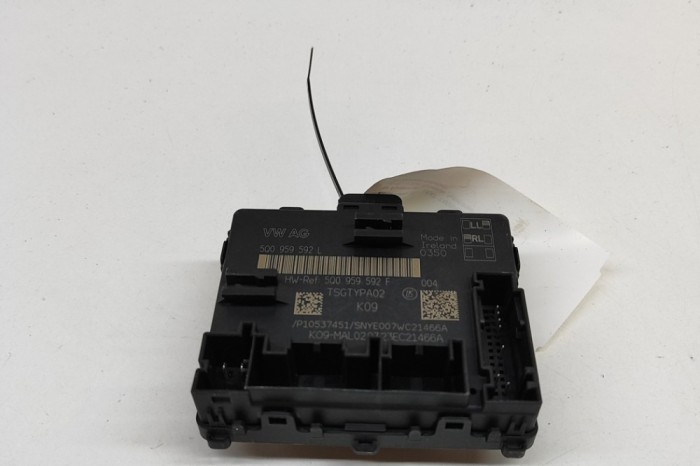 Modul de control ușă dreapta față SEAT TARRACO KN2 2023 OEM: 5Q0959592L,5Q0959592F 23098816
