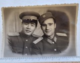 Fotografie militară URSS &ndash; portret doi soldați sovietici &ndash; anii 1950&ndash;1960