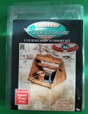 Kit SQUARE WATER WELL Firma CUSTOM DIORAMICS Cod CD 6050 Număr piese &gt; 6 SCARA 1/35 DIORAMA MACHETA ASAMBLARE HOBBY WWII ACCESORII RĂȘINĂ, 1:32