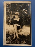 Foto tip Carte Postala Romania - copil la o plimbare in natura