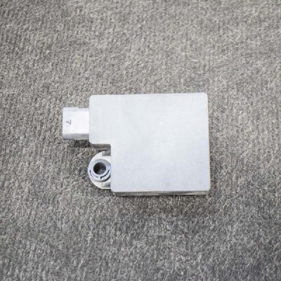 Modul de confort TESLA MODEL 3 2018 OEM: 1097855-00-D | 10829639 foto