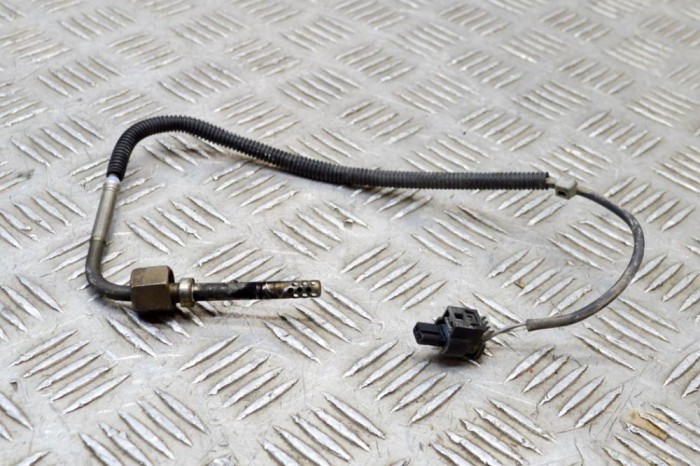 Senzor de temperatură MERCEDES-BENZ E T-Model S212 2015 OEM: A0081532728 17610093