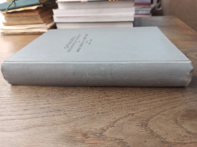 CATALOGUL DOCUMENTELOR ROMANESTI DIN ARHIVELE STATULUI DE LA ORASUL STALIN, 1955 foto