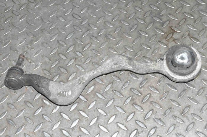 Braț inferior dreapta față BMW 3 E90 2007