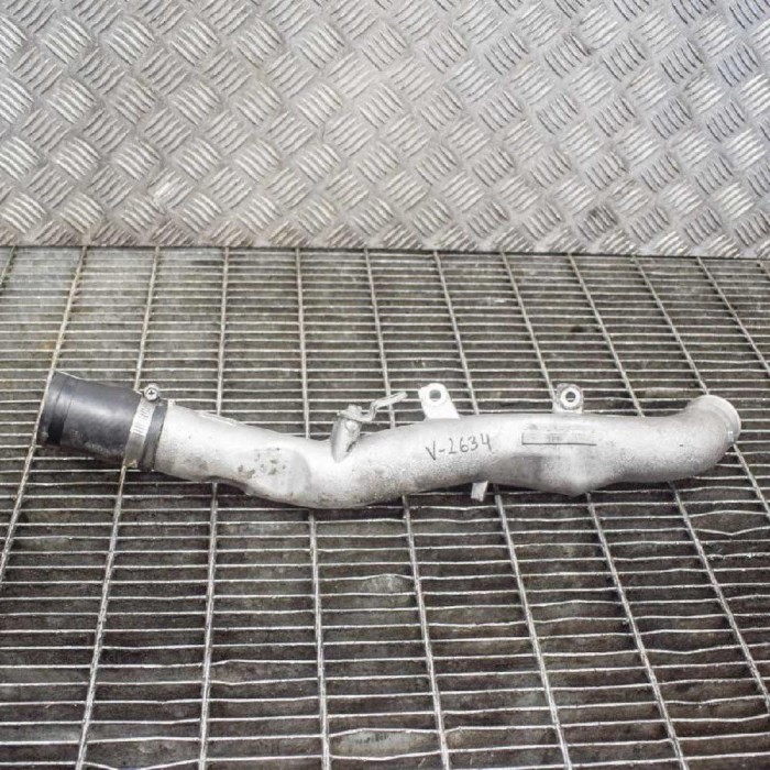 Furtun intercooler dreapta TOYOTA VERSO _R2_ 2013 | 10786747