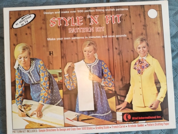 Tipare croitorie Style ` N Fit, proiectează și realizează 500 de modele vintage 1972 : instrucțiuni simple text si desene 38 de pagini A4 lb. engleză