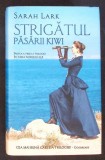 STRIGATUL PASARII KIWI-SARAH LARK-363696