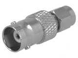 Adaptor BNC Femelă la SMA Masculin