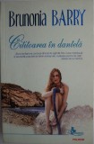 Cititoarea in dantela - Brunonia Barry, Roman de Dragoste