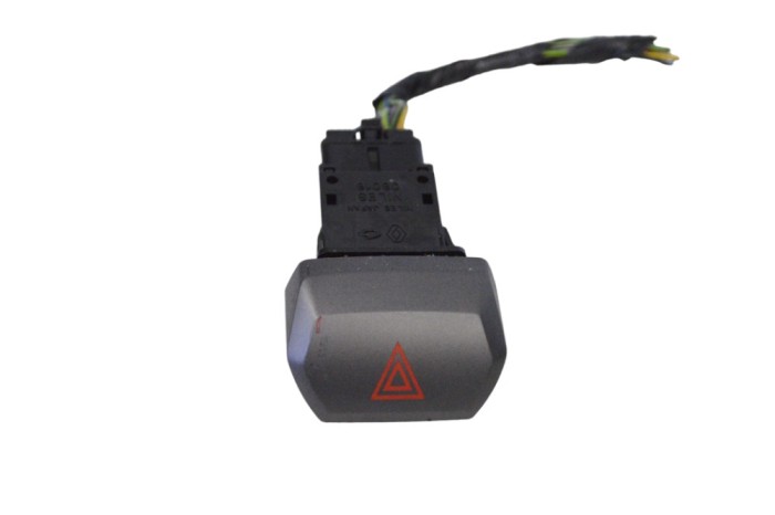 Buton de avarie SSANGYONG RODIUS II 2018 OEM: 06016 | 22738055