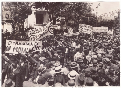 4835 - BUCURESTI, Casa Verde, demonstratie PNT real PHOTO 17,3/12,5 cm - 1936 foto