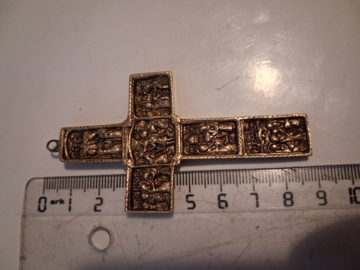 Cruce pectorala din bronz preot.