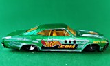 Chevy Impala model 1965 Hot Wheels Matell Made in China, 2000. Diecast 1/64, carcasă metalică verde metalizat. Inscripționată HW.com web site RR