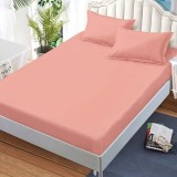 Cumpara ieftin Cearsaf de pat cu elastic si 2 fete de perna Junne Coral 180x200 cm (Finet)