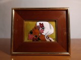 Tablou Limoges Ana | Fata cu flori | emailuri colorate vechi
