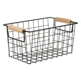Coș de depozitare metalic cu m&acirc;nere din lemn, 24.5x15.5x13 cm, negru, CMCLASS