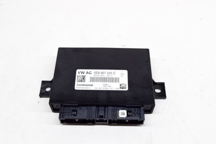 VW ID.3 E11 2021 OEM: A3C0754340000,0EA907425C SKU: 13912103