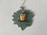 Placa ceramica ornament funza cu bufnita, facuta manual, semnata pe dos, cca 10x10cm